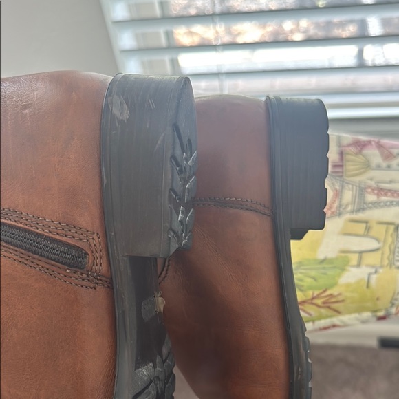 Clarks Mullin Spice Knee-High brown leather riding Boots - Picture 6 of 13